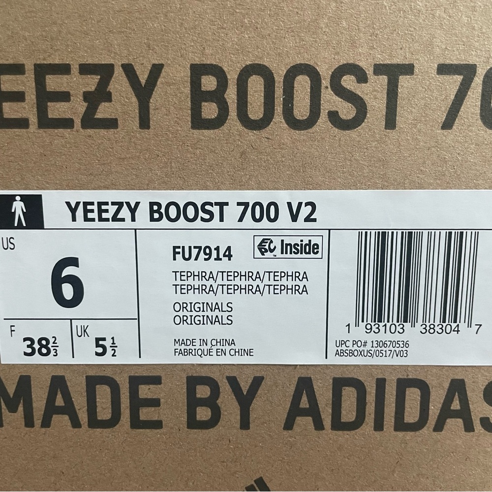 Yeezy 700 “Tephra” - Picture 10 of 15